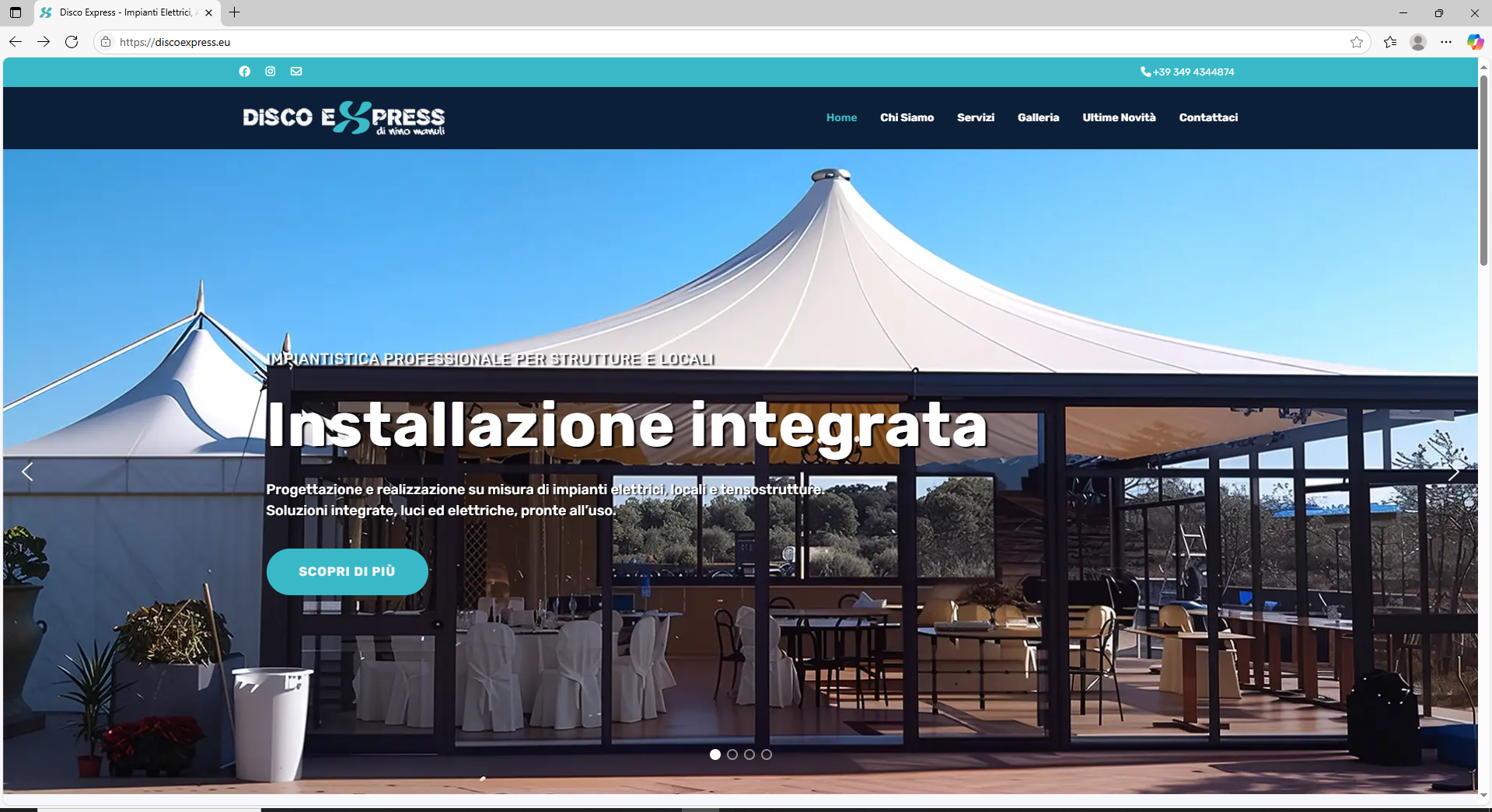 Homepage del nuovo sito Disco Express con allestimento luci e abiti da cerimonia in passerella
